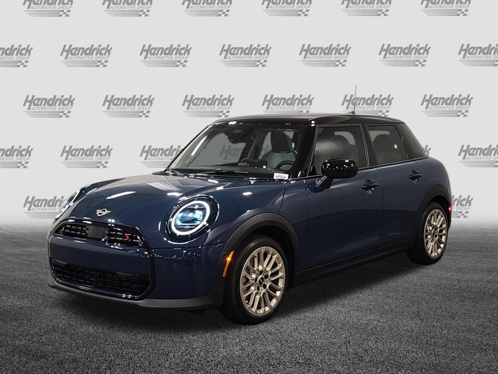 mini hardtop 4 door 2026 WMW53GD02T2Y23504 image mini hardtop 4 door 2026 WMW53GD02T2Y23504 image